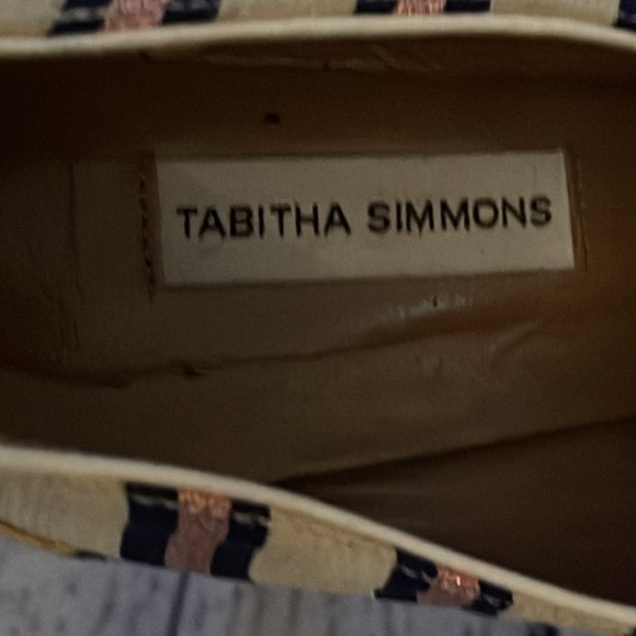 Tabatha Simmons. Wedge “espadrille” style shoe. Size 7. - Picture 4 of 6